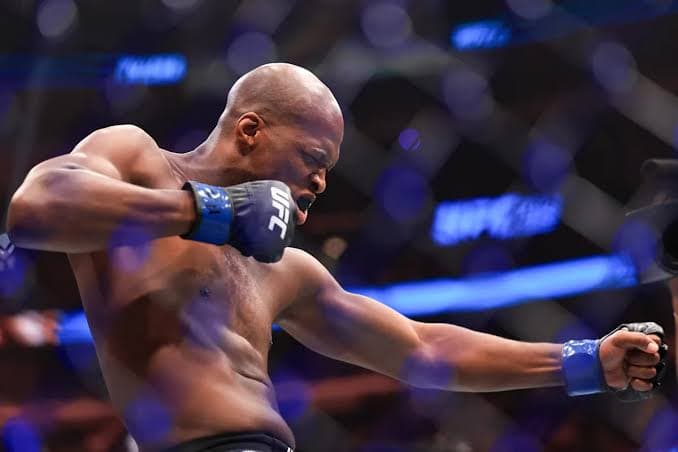 Michael Page Grinds Out Decision Over Ruziboev in Middleweight Return at UFC Paris