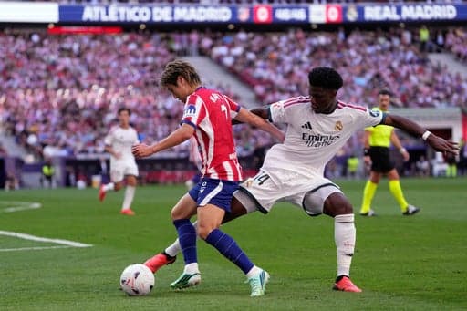 Atletico Madrid Beats 10-Man Real Madrid 2-1 in Fiery Capital Derby