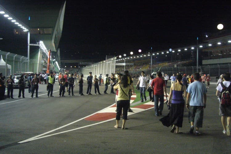F1 Brings Its First-Ever Sprint to Singapore as Mercedes Duo Chase a Marina Bay Repeat